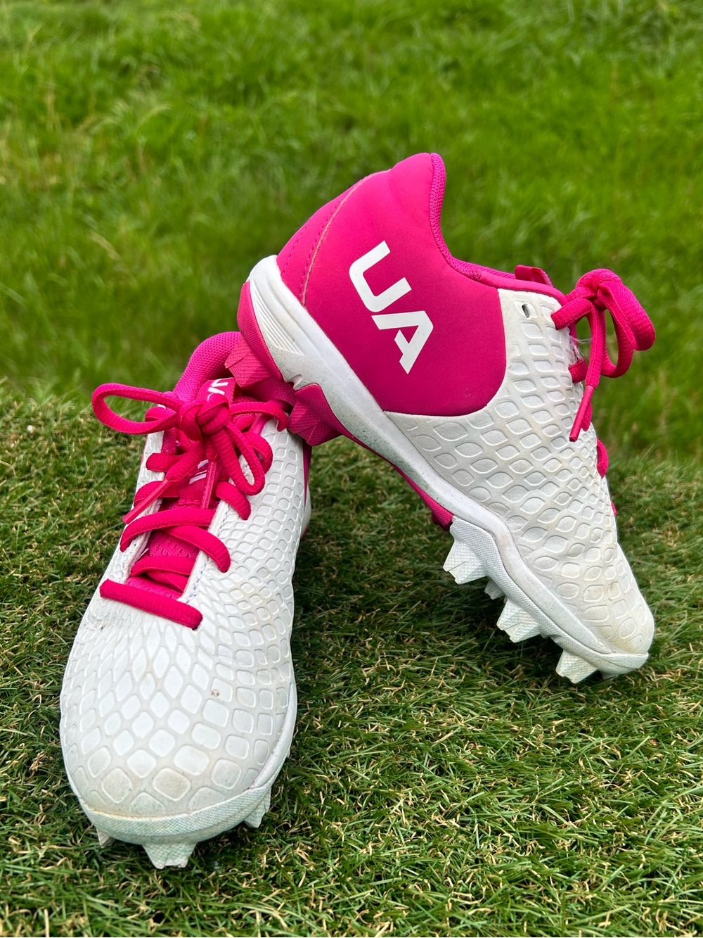Under Armour Girls' Baseball/Softball Cleats White/Pink US 13k